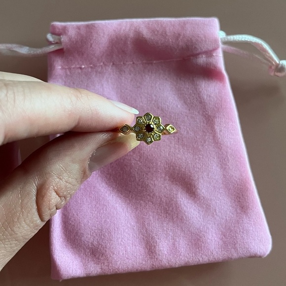 Jewelry - 🌺 Elegant Red Sunflower-Inspired Costume Ring – Vintage 1920s Style 💍 - Size 8